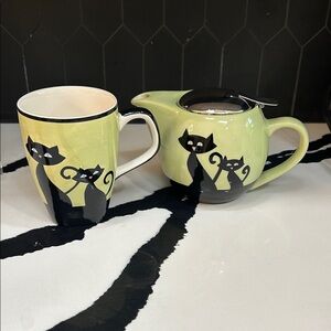 Hues N Brews Black Siamese Cats Teapot and Mug Set